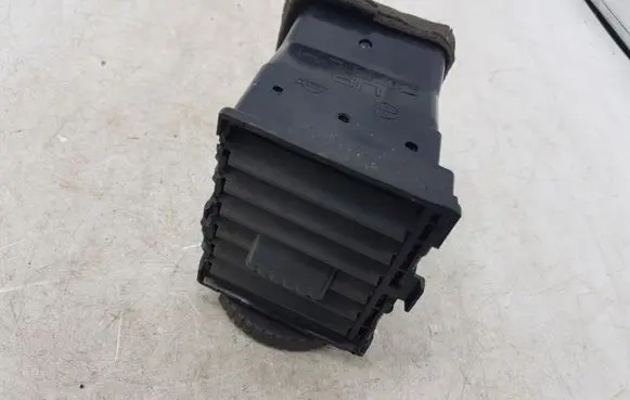 Nissan X-Trail T30 Dashboard side air vent grill/cover trim 68751EQ000