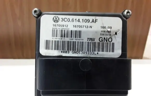 Volkswagen PASSAT B6 ABS Pump 3C0614109AF