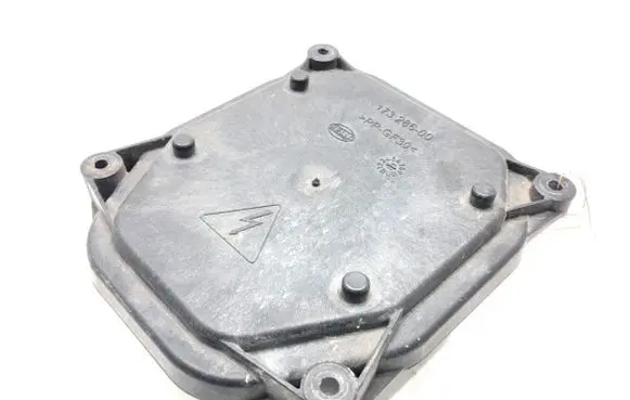 Audi A8 S8 D4 4H Voltage converter/converter module 4H0907472B