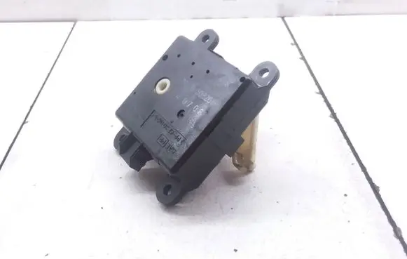 Nissan Almera Tino Air flap motor/actuator 3T05030820