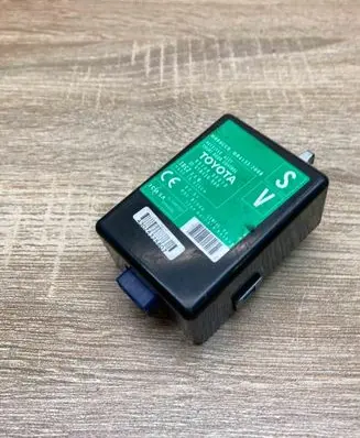 Toyota Verso Door control unit/module 897400F010 61B430000