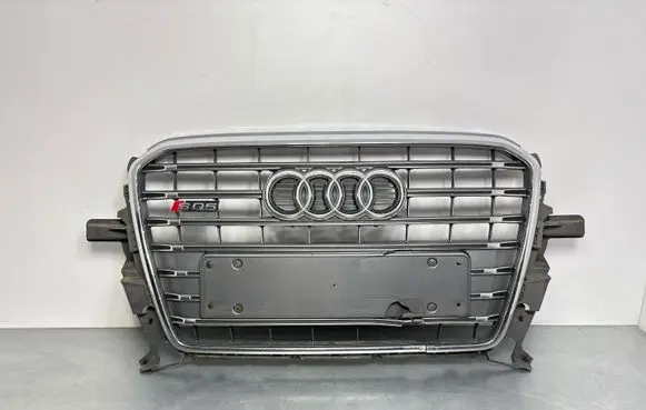 Audi Q5 SQ5 Front bumper upper radiator grill 8R0853651AD