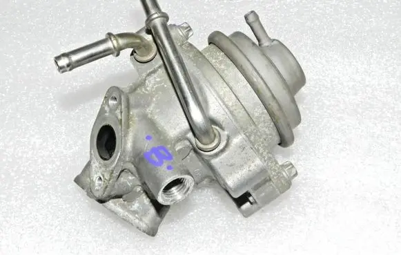 Mercedes-Benz A W169 EGR valve A6401402060