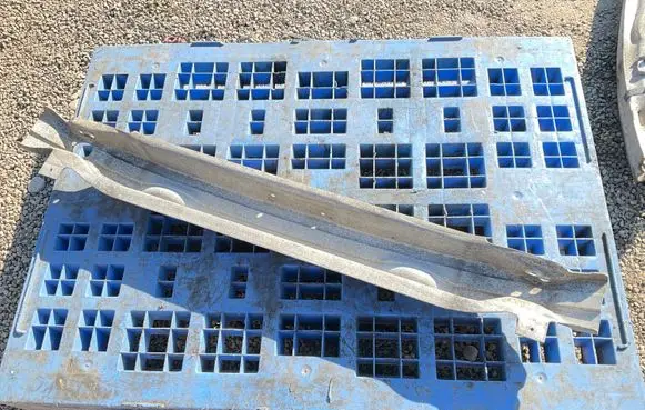Audi A6 S6 C6 4F Front bumper cross member 4F0807111