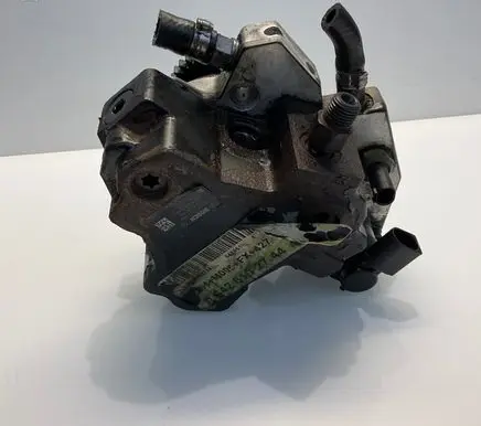 Mercedes-Benz GLK (X204) Fuel injection high pressure pump A6420700501 0445010145 49820