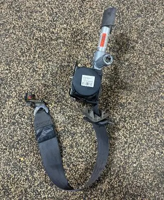 Volvo S60 Front seatbelt 600376600