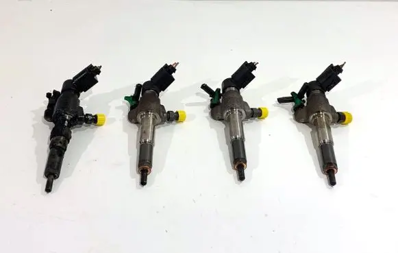 Citroen C4 II Fuel injectors set 9674973080