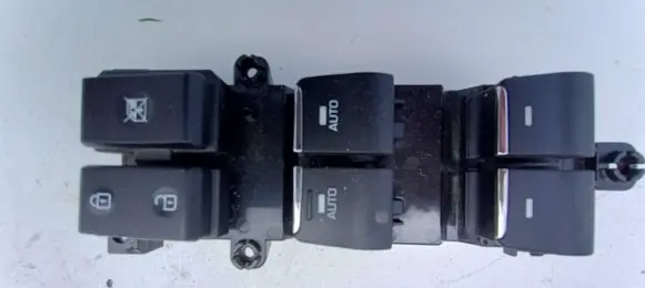 Hyundai Tucson TL Electric window control switch 93570D3500 2001030000589