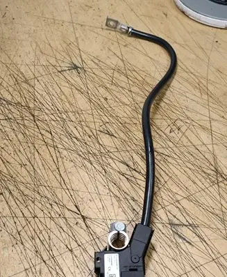 BMW 7 F01 F02 F03 F04 Negative earth cable (battery) 6112923443701 61129234437 9234437