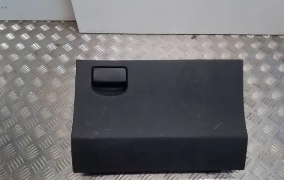 Toyota Yaris Glove box 5555052120 5556252100