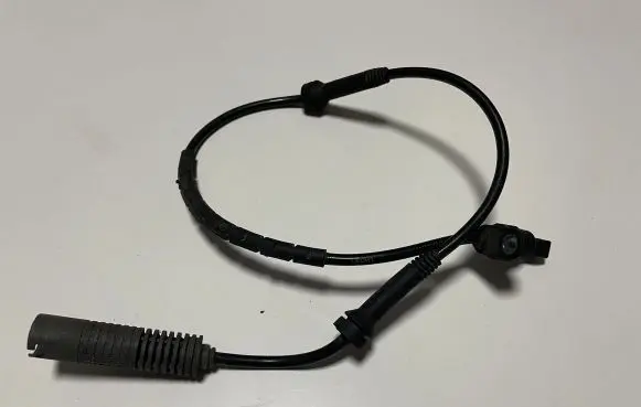 BMW 3 E90 E91 ABS brake wheel speed sensor 6762465