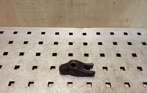 KIA Sportage Fuel Injector clamp holder