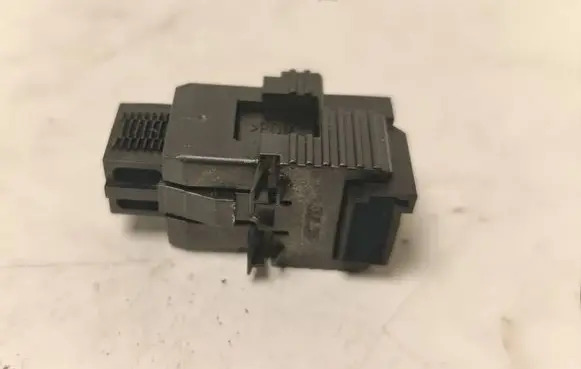 BMW 5 F10 F11 Brake pedal sensor switch 6967601