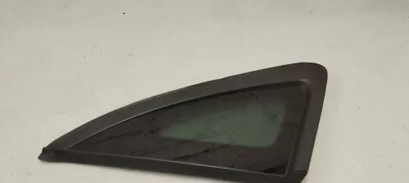 Hyundai Kona I Rear side window 87810j9000