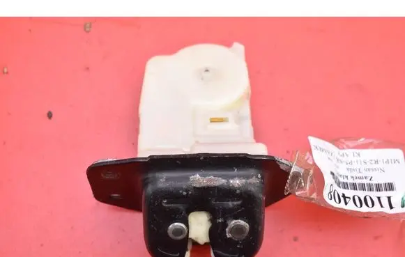 Nissan Tiida C11 Tailgate/trunk/boot lock/catch/latch
