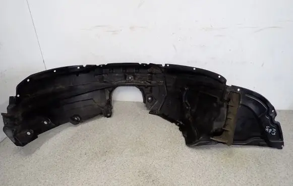 Mazda 3 I Front arch 