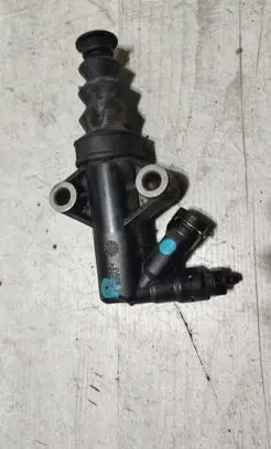 Mazda 3 III Clutch slave cylinder BED141920B