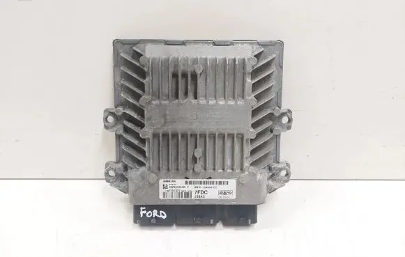 Ford Focus Engine control unit/module 8M5112A650 S122025102 5WS40334CT