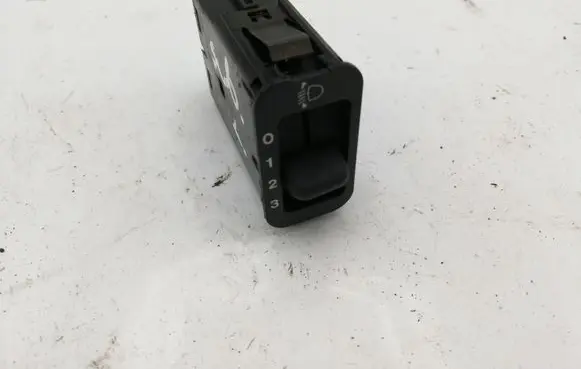 Honda Accord Headlight level height control switch M10588