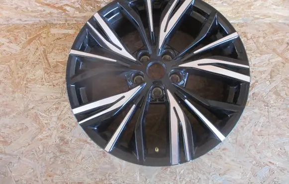 R19 alloy rim