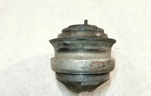 Mercedes-Benz E W211 Engine mount bracket 2032482117