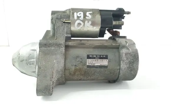 Mercedes-Benz E W212 Starter motor A0061514501