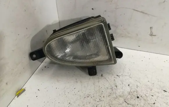 Volkswagen Sharan Front fog light E9020028
