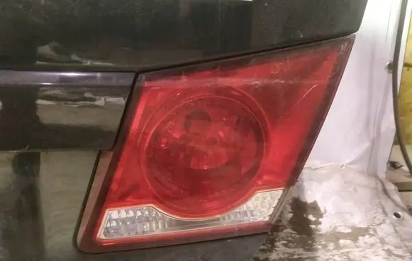 Chevrolet Cruze Tailgate rear/tail lights