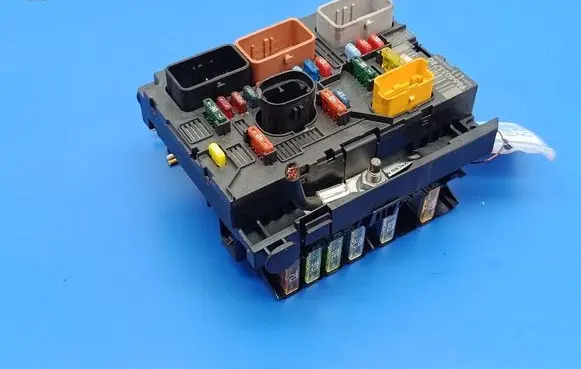 Peugeot 207 CC Fuse box set 9664055780