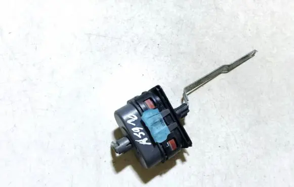 Mercedes-Benz C W202 Central locking vacuum pump 