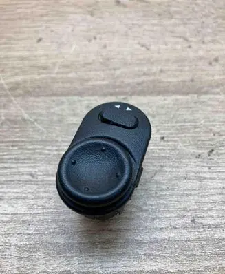 Opel Zafira A Wing mirror switch 09226861 0291R