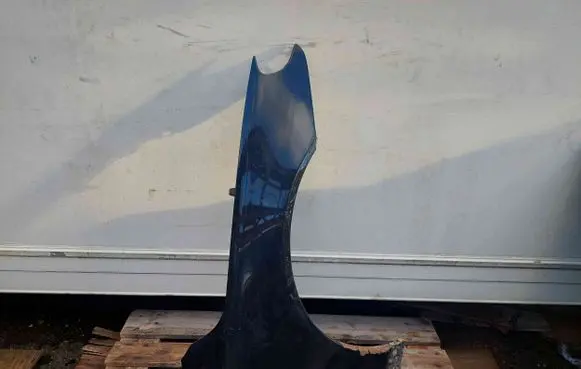 Volvo V70 Fender