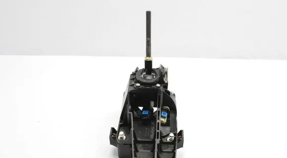 Opel Astra J Gear shifter/selector 55563829