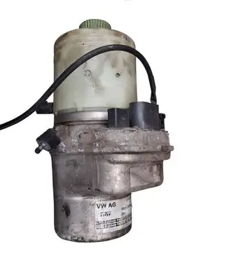 Volkswagen Polo V 6R Power steering pump 6Q0423156AB