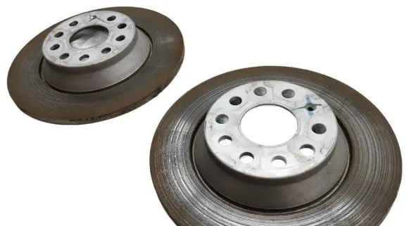 Volkswagen Golf VII Rear brake disc 3Q0615601A
