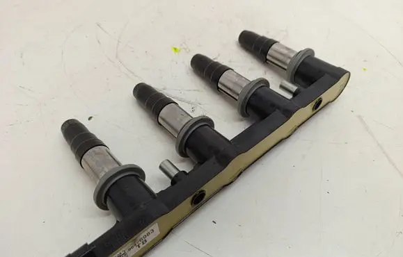 Chevrolet Cruze High voltage ignition coil 96476983