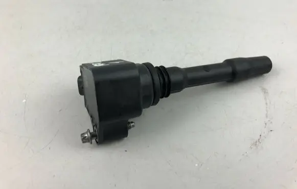 Mini Cooper Countryman F60 High voltage ignition coil 8643360