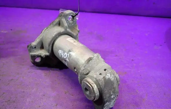 Front bumper foam support bar