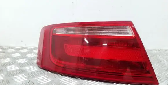 Audi A5 8T 8F Rear/tail lights 8T0945095
