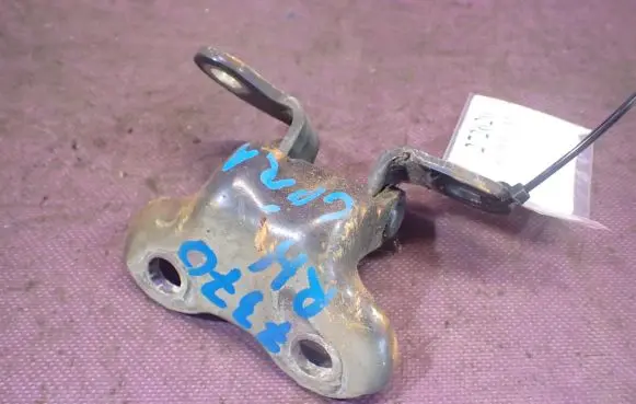 Toyota Corolla Verso E121 Front door lower hinge 
