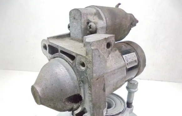Renault Megane II Starter motor 8200584685
