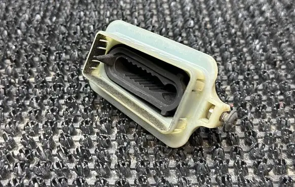 Radiator support slam panel bracket