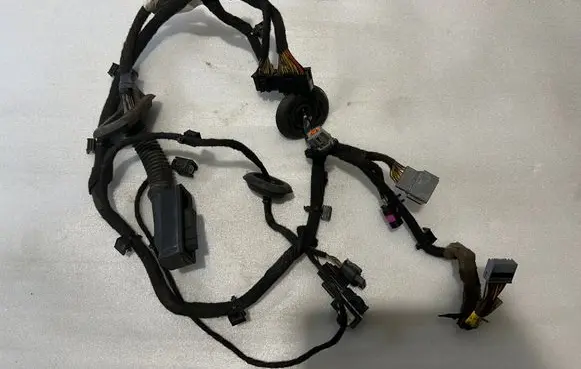 Volvo XC90 Front door wiring loom 31396597