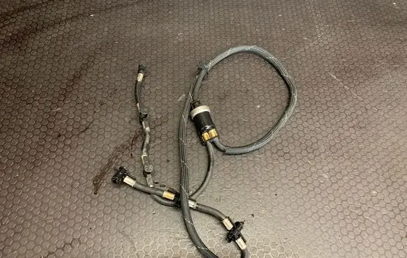 Volkswagen Phaeton Fuel return line/hose 059218D