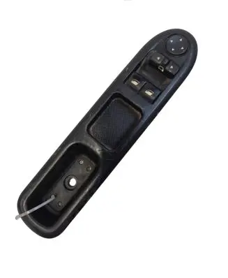 Peugeot 407 Electric window control switch 96468705XT