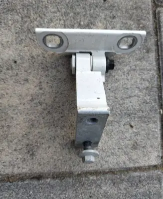 Volvo V60 Rear door lower hinge A046572