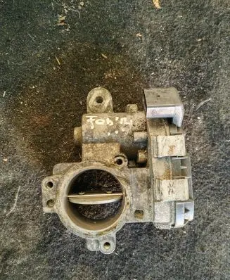 Skoda Fabia Mk3 (NJ) Throttle valve 04B128063