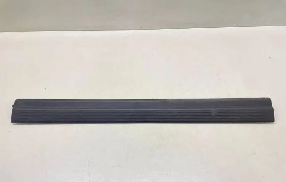Mercedes-Benz E W212 Front sill trim cover 2126860236