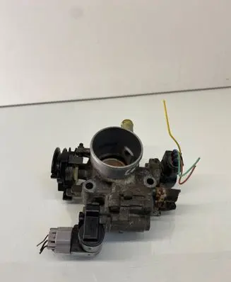 Toyota Corolla E120 E130 Throttle valve 2227022050 1368001582