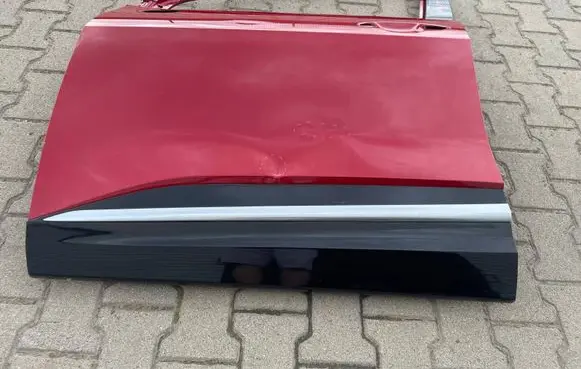 KIA Sportage Front door